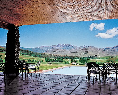 Bushman'S Nek Berg & Trout Resort