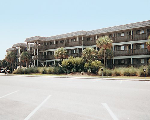 Isle Of Palms Resort And Beach Club