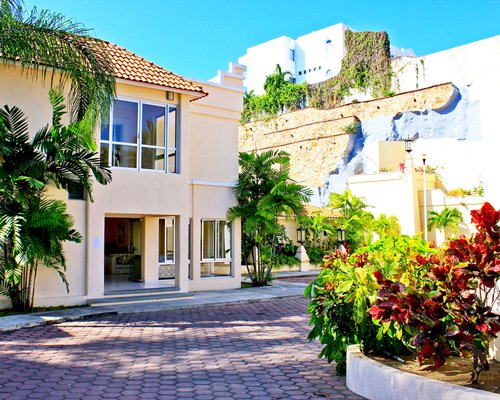 An exterior view of Villas del Palmar.