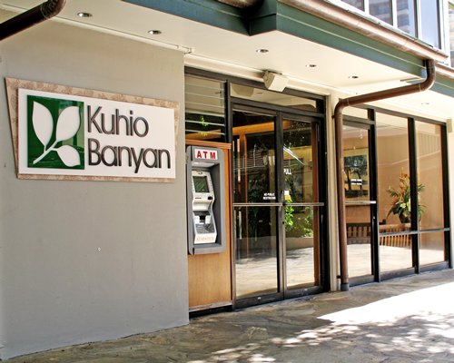 Kuhio Banyan Club | Armed Forces Vacation Club