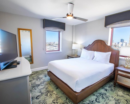 Club Wyndham Avenue Plaza