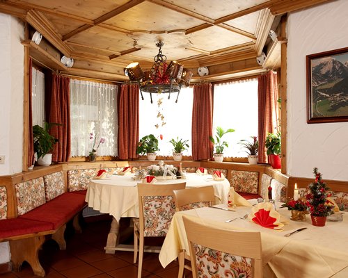 An indoor fine dining restaurant.