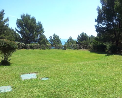 A playground at Residence I Delfini Di Pugnochiuso.