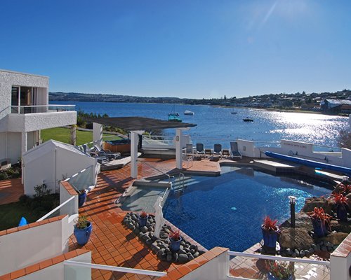 Lake Edge Resort (NZ)