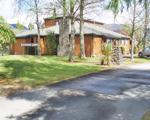 Street view of Kaimanawa Lodge resort.