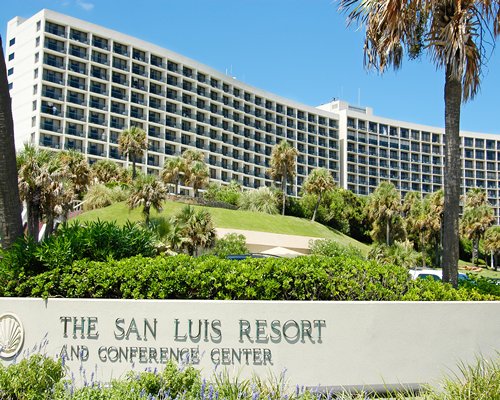 San Luis Condominiums Image