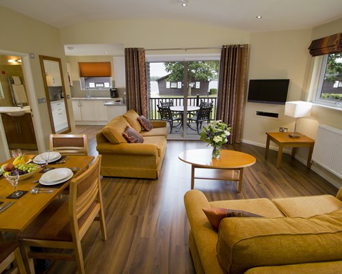 Pine Lake Resort - 4 Nights