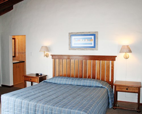 Bedroom with a queen bed.