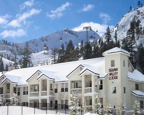 Squaw Valley Lodge