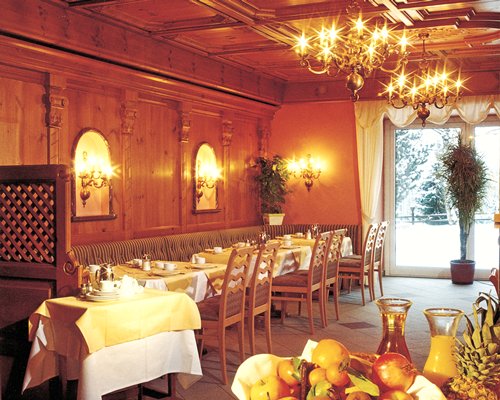 An indoor fine dining restaurant.