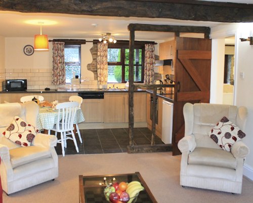 Cwm Chwefru Country Cottages