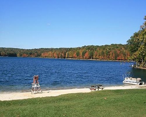 Silverwoods at Treasure Lake