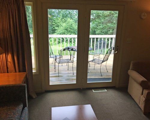 Telemark Pointe Red Apple Club