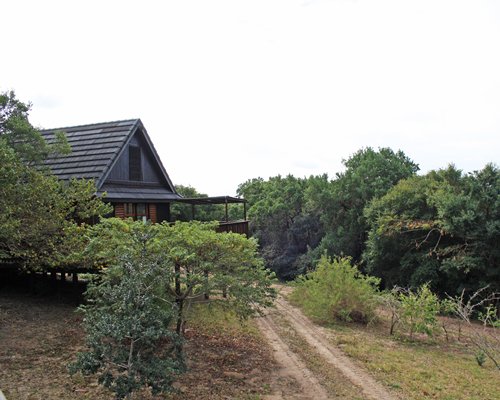 A pathway leading to the unit of the Sodwana Bay Lodge.