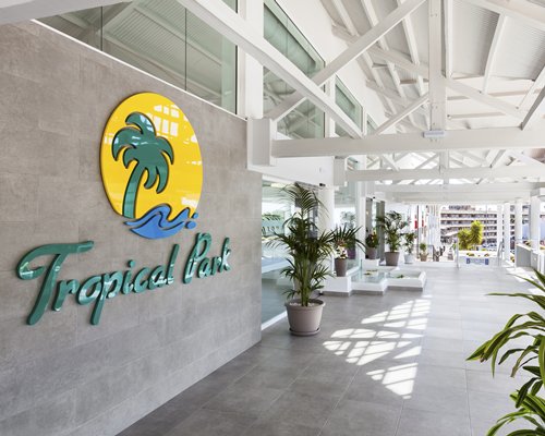 Hotel Tropical Park