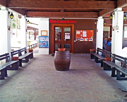 The reception area of Residence Camporosso II.