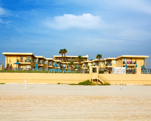 An exterior view of Sunrise Beach Club resort.