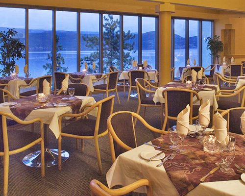 Indoor restaurant at Lake Okanagan Resort.