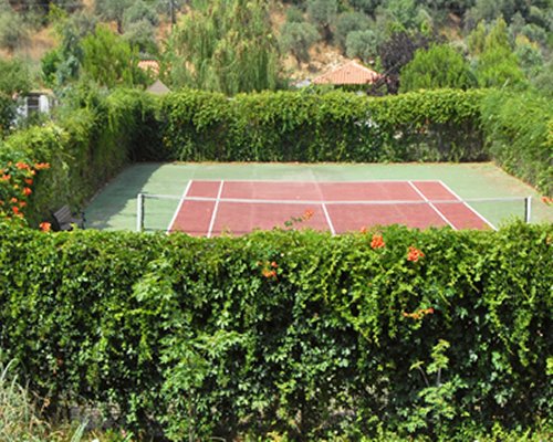 An outdoor tennis courts.