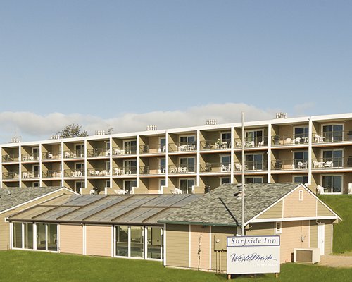 Exterior view of multiple unit balconies at WorldMark Surfside Inn.