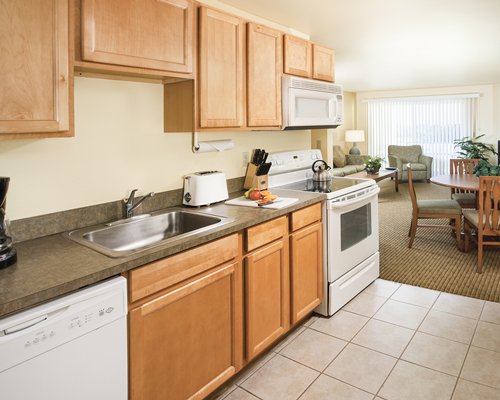 WorldMark Surfside Inn