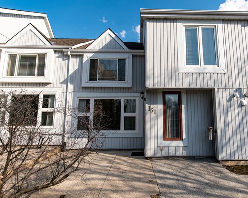 Simcoe Condo 80 At The Georgian Bay Hotel