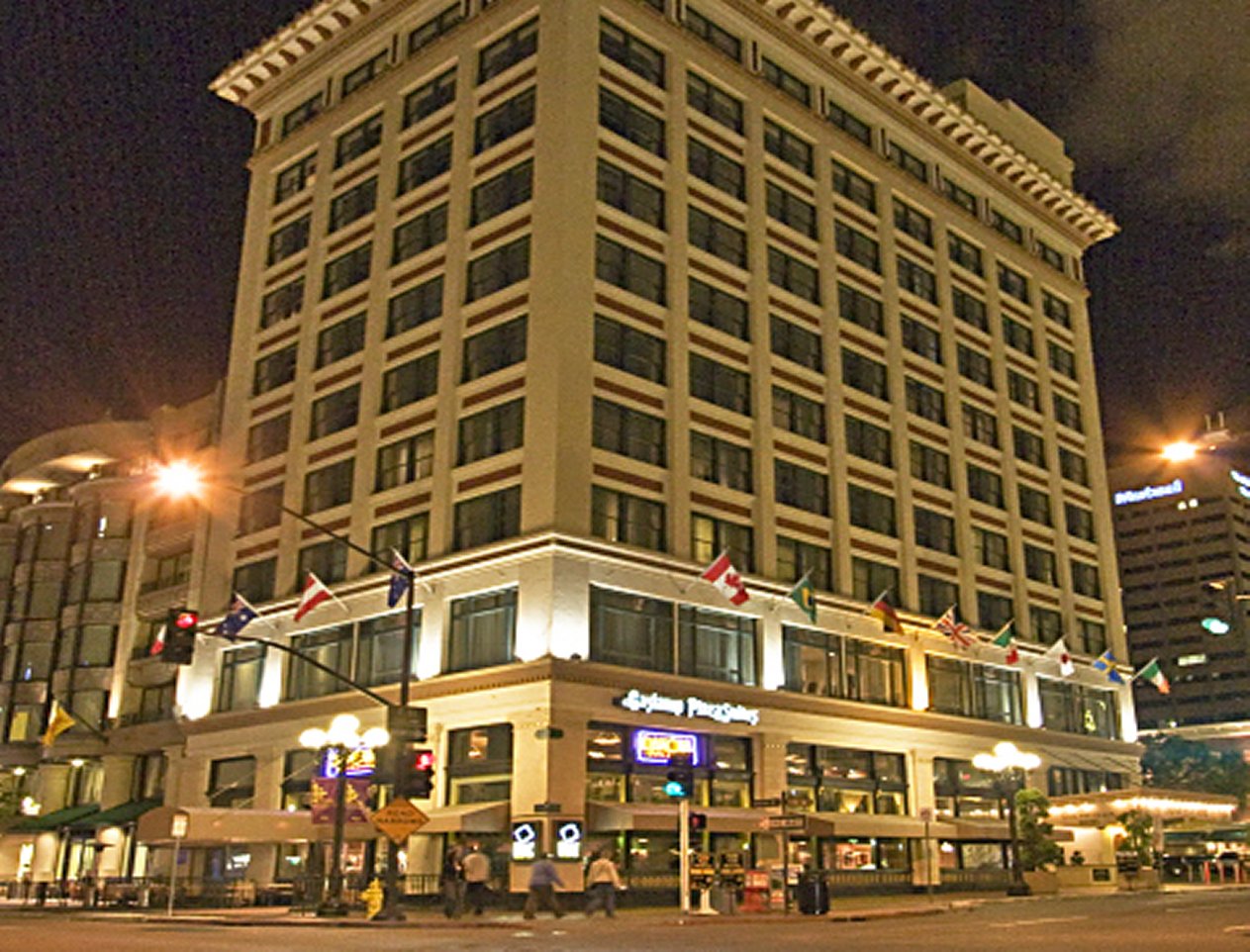 Gaslamp Plaza Suites Sundance