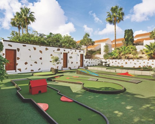 Wyndham Residences at Sunningdale Village