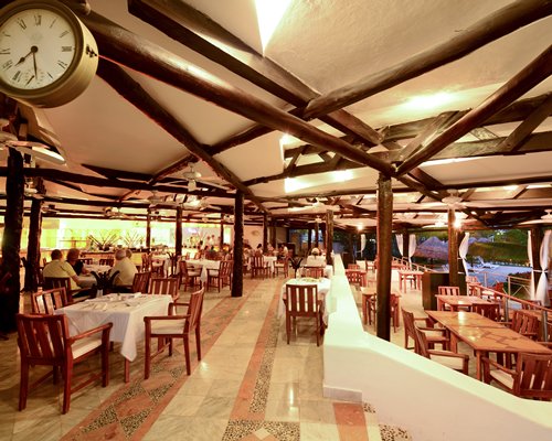 Indoor restaurant at Sunset Marina Resort and Yacht Club.