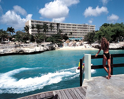 Curacao Casino Resort Image