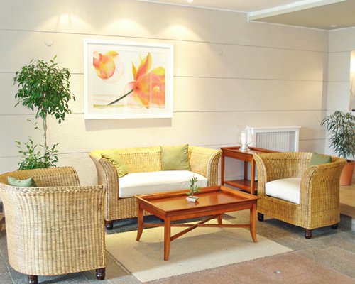 A well furnished living room.