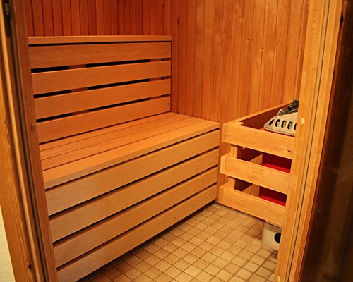 A well furnished steam room.