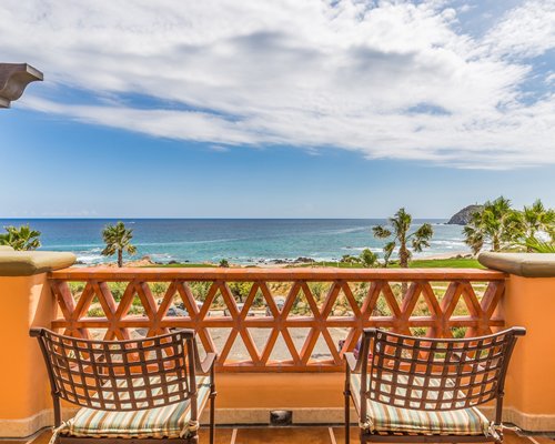 A scenic balcony view of the ocean.