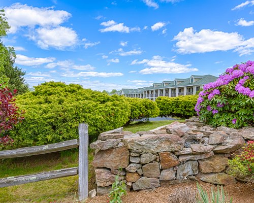 Scenic exterior view of Sea Mist Resort of Maine.