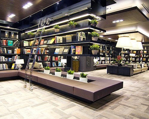 Library at Kensington Resort Chungju.