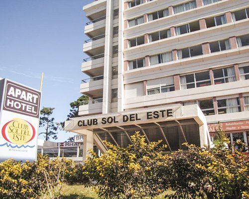Club Sol del Este Image