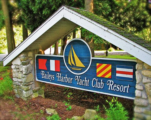 Baileys Harbor Yacht Club Resort