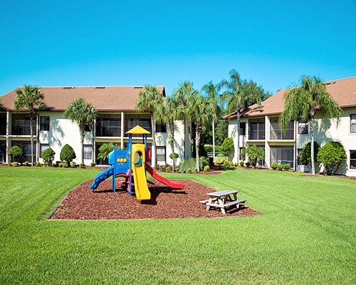 Alhambra Villas at Poinciana