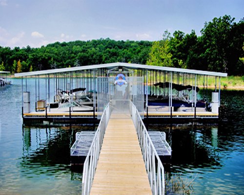 Branson Yacht Club at Rock Lane