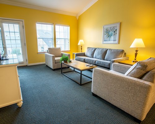 A well furnished living room.