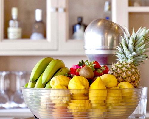 View of fruits placed on a bowl.