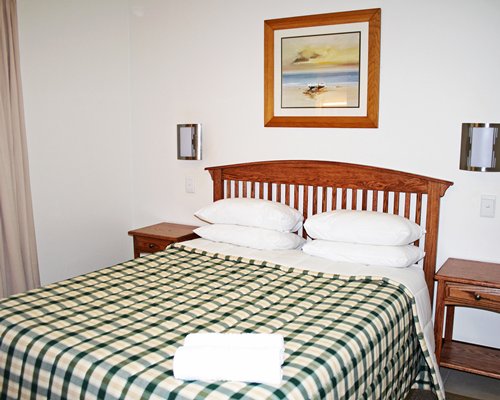 A well furnished bedroom.
