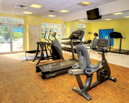 A WELL EQUIPPED FITNESS CENTER.