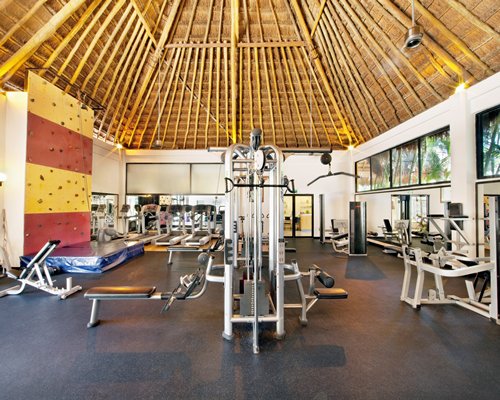 A well equipped indoor fitness center.