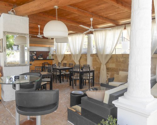 An indoor fine dining restaurant.