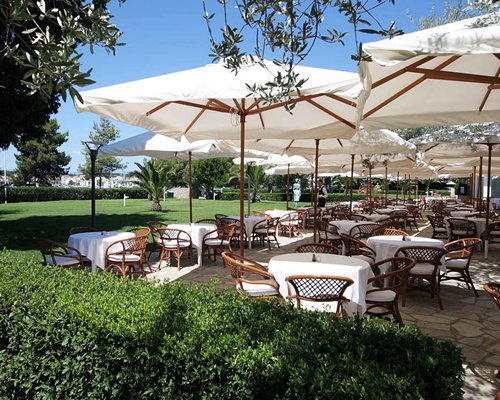 An outdoor fine dining restaurant.