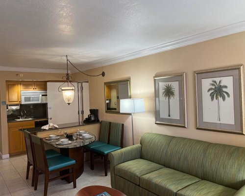 Palm Beach Shores Resort And Vacation Villas