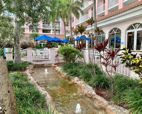 Palm Beach Shores Resort And Vacation Villas