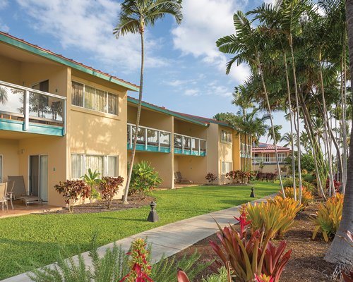 A pathway alongside the Kona Coast Resort II.