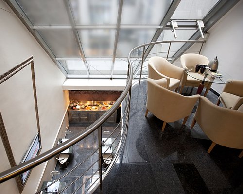 Indoor restaurant at Clubhotel Ambra.